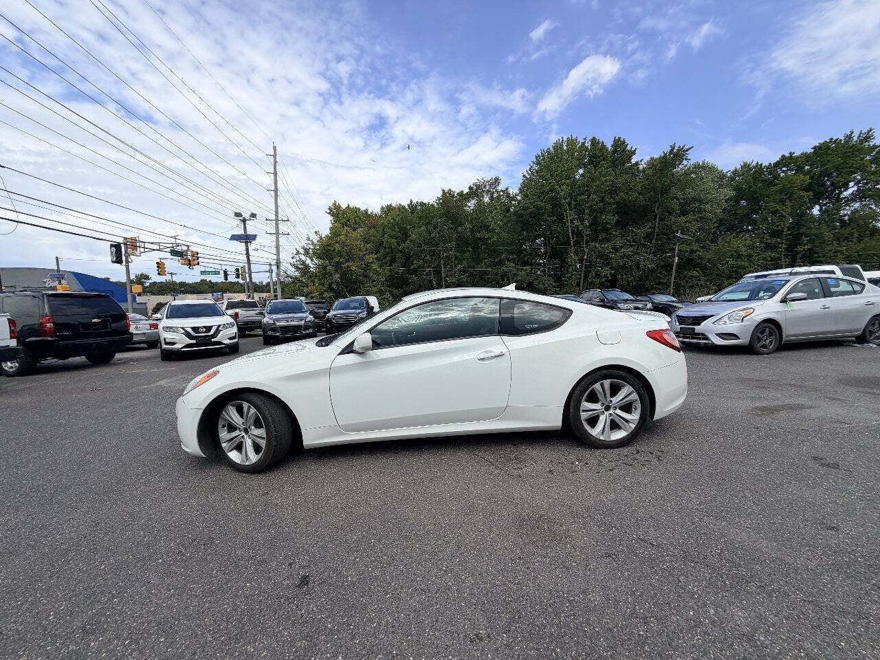 Used 2010 Hyundai Genesis 2.0T RWD image 26
