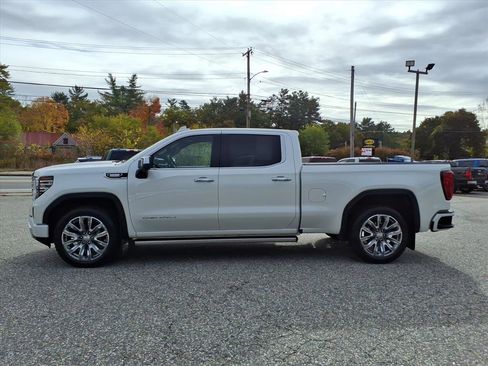 Used 2024 GMC Sierra 1500 Denali w/ Denali Reserve Package image 8