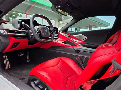 Used 2020 Chevrolet Corvette Stingray Premium Cpe w/ 3LT Preferred Equipment Group RWD image 11
