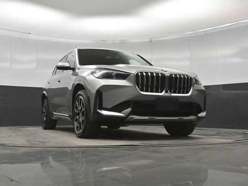 Used 2025 BMW X1 xDrive28i w/ Technology Package AWD/4WD image 37