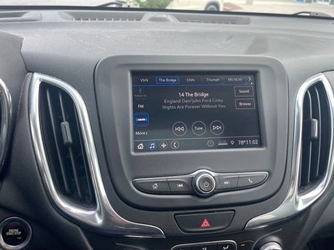 Used 2020 Chevrolet Equinox LT AWD/4WD image 15