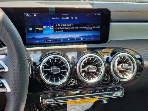 New 2025 Mercedes-Benz CLA 250 4MATIC image 15