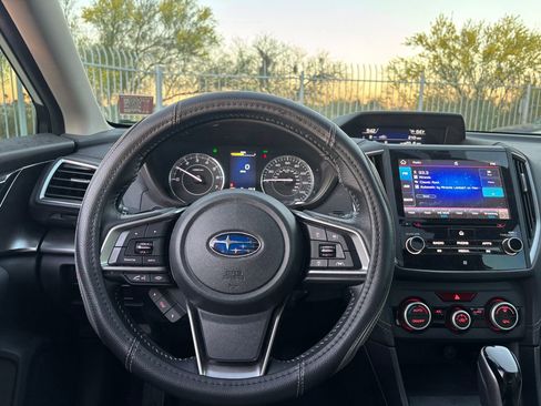 Used 2019 Subaru Impreza 2.0i Limited image 8