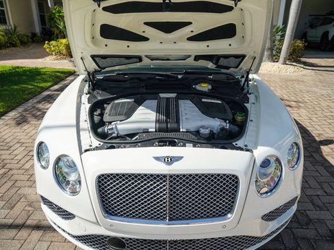 Used 2016 Bentley Continental GT image 24