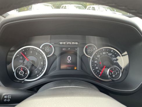 New 2026 RAM 1500 Lone Star AWD/4WD image 17