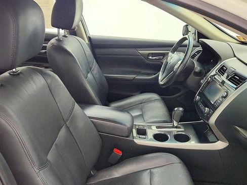 Used 2015 Nissan Altima 2.5 SL w/ Technology Package FWD image 18