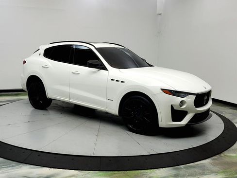 Used 2019 Maserati Levante GranSport AWD/4WD image 3