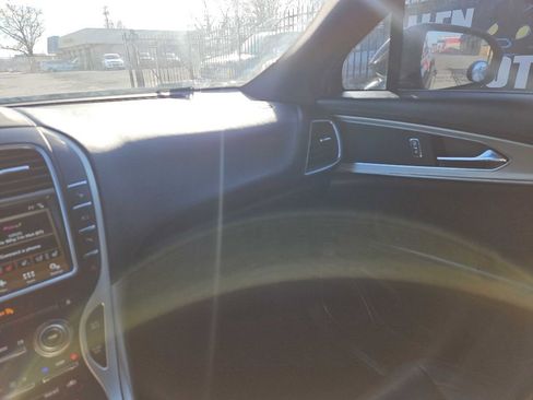 Used 2018 Lincoln MKX Reserve w/ Canadian Touring Package image 28