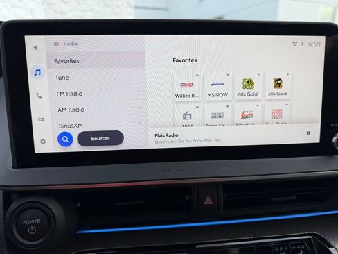 Used 2024 Toyota Prius Limited w/ Limited Premium Package image 10