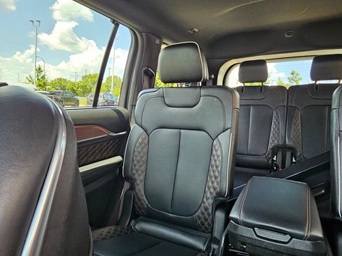 Used 2023 Jeep Grand Cherokee L Summit w/ High Altitude Package AWD/4WD image 25