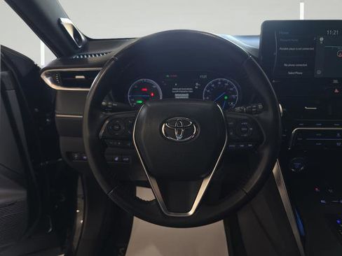 Used 2021 Toyota Venza Limited w/ Advanced Technology Package image 12