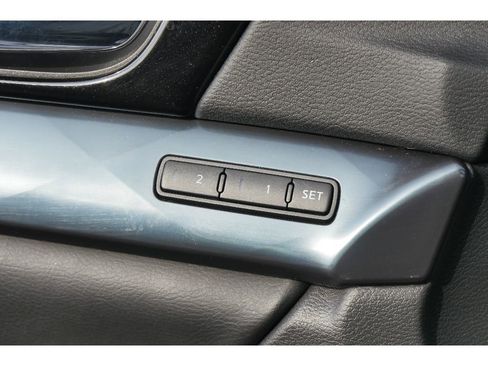 Used 2022 Nissan Maxima SR w/ Sport Mat Group image 23