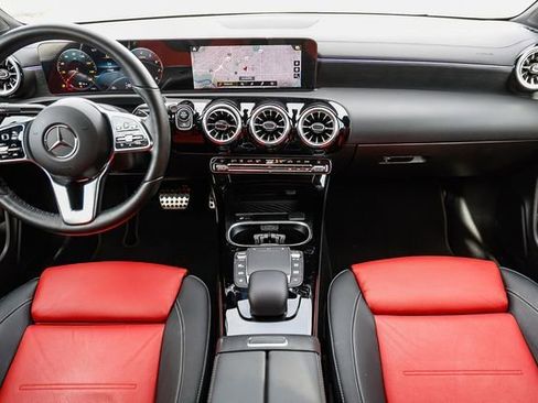 Used 2023 Mercedes-Benz CLA 250 4MATIC image 10