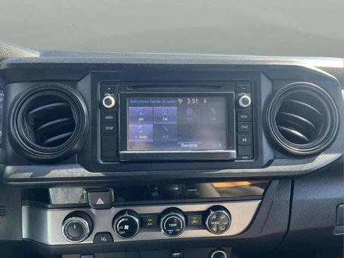 Used 2016 Toyota Tacoma SR w/ Towing Package image 14