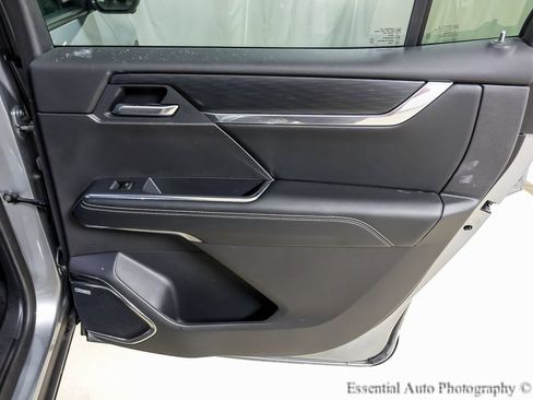 Certified 2025 GMC Acadia Elevation image 25