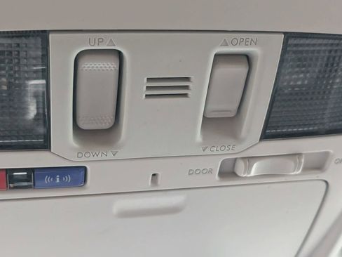 Used 2016 Subaru Outback 2.5i Limited image 33