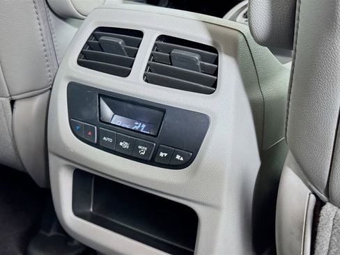 Used 2018 Honda Pilot EX-L image 32