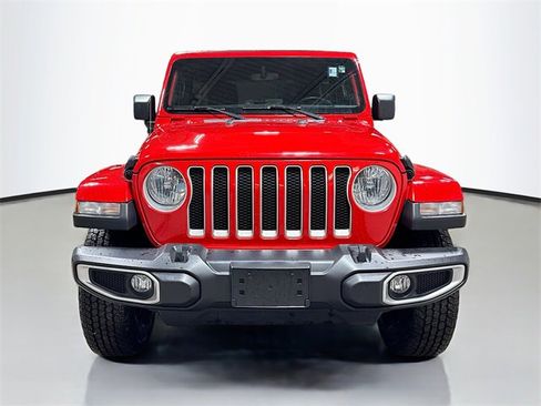 Used 2021 Jeep Wrangler Unlimited Sahara w/ Uconnect 4C Nav & Sound Group image 3