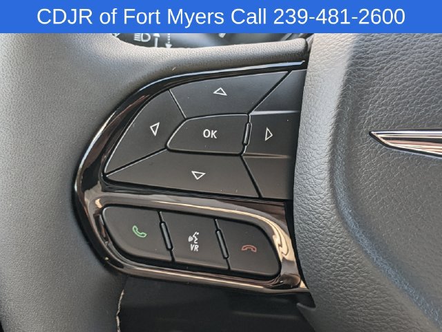 New 2026 Chrysler Pacifica Select FWD image 20