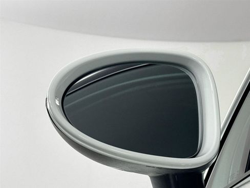 Used 2021 Porsche Macan image 5