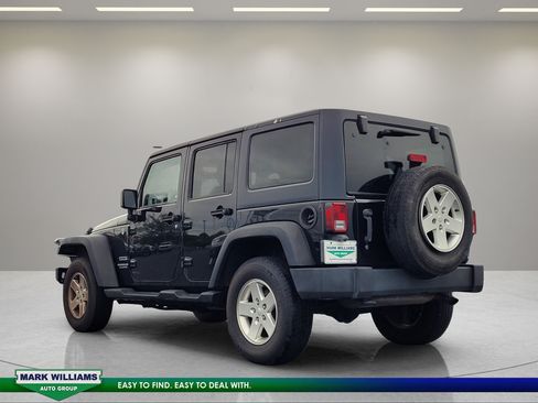 Used 2013 Jeep Wrangler Unlimited Sport AWD/4WD image 6