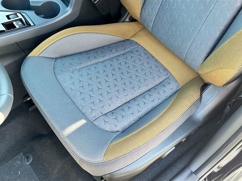 New 2026 Subaru Crosstrek 2.5i Sport AWD/4WD image 18