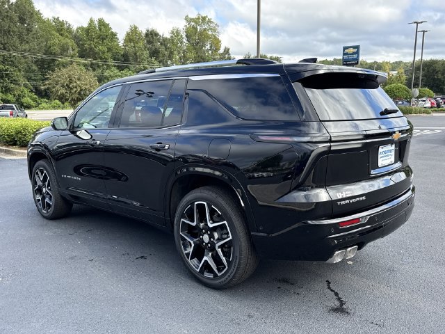 New 2026 Chevrolet Traverse High Country w/ LPO, Floor Liner Package FWD image 5