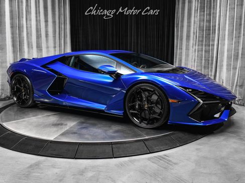 Used 2025 Lamborghini Revuelto image 6