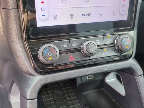 Used 2024 Ford Ranger Lariat w/ FX4 Off-Road Package AWD/4WD image 24