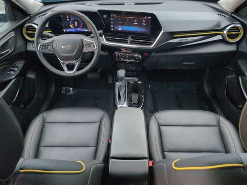 Used 2025 Chevrolet Trax ACTIV w/ Driver Confidence Package FWD image 20