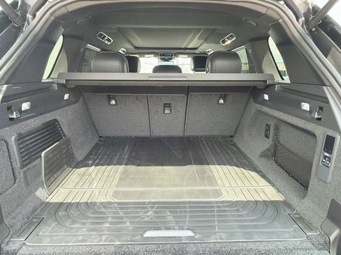New 2026 Land Rover Range Rover SE AWD/4WD image 12