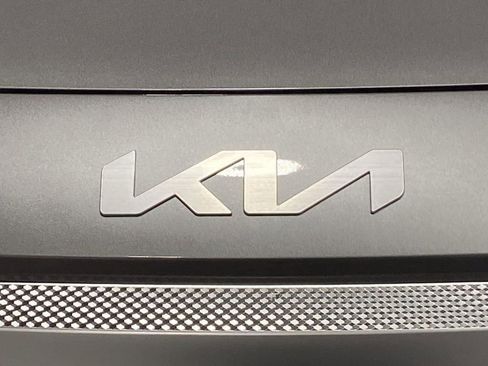 New 2026 Kia Seltos S FWD image 28