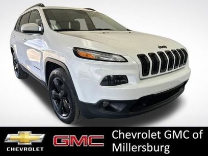 Used 2018 Jeep Cherokee Latitude w/ Altitude Package