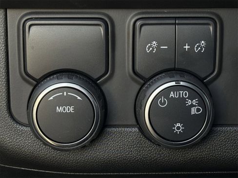 Certified 2024 Chevrolet Suburban LT image 19