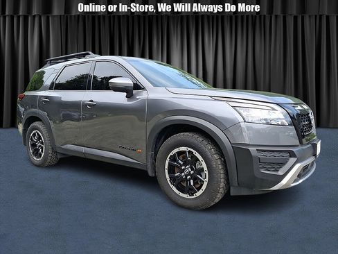 Used 2025 Nissan Pathfinder Rock Creek AWD/4WD image 1