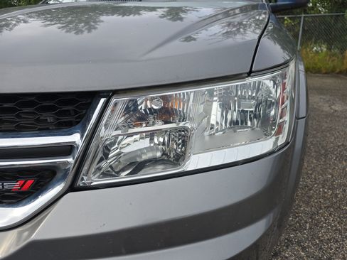 Used 2013 Dodge Journey American Value Package FWD image 8