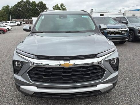 New 2026 Chevrolet TrailBlazer LT w/ Driver Confidence Package FWD image 2