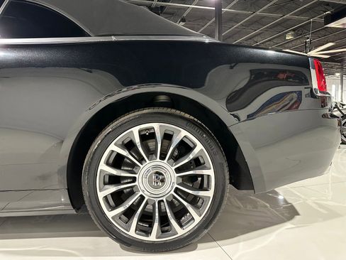 Used 2019 Rolls-Royce Dawn image 51