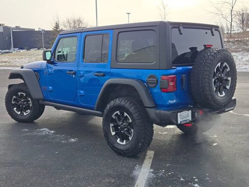 Used 2025 Jeep Wrangler Unlimited Rubicon AWD/4WD image 14