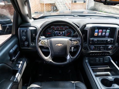 Used 2017 Chevrolet Silverado 2500 LTZ w/ Duramax Plus Package AWD/4WD image 33
