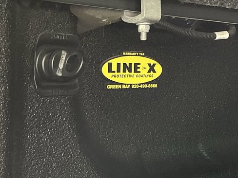 Used 2015 GMC Sierra 1500 SLT w/ SLT Crew Cab Value Package AWD/4WD image 31