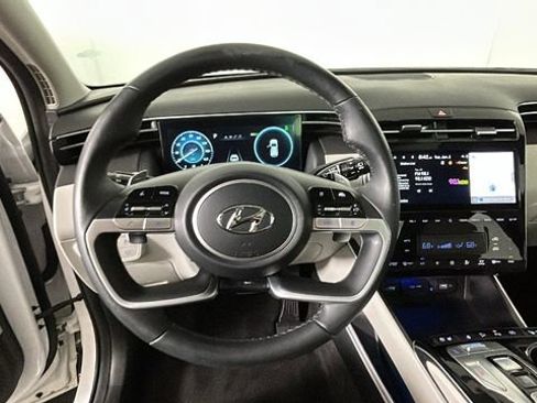Used 2024 Hyundai Tucson Limited AWD/4WD image 15