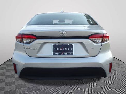 Used 2023 Toyota Corolla LE FWD image 3