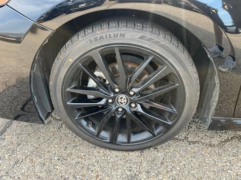 Used 2024 Toyota Camry XSE FWD image 12