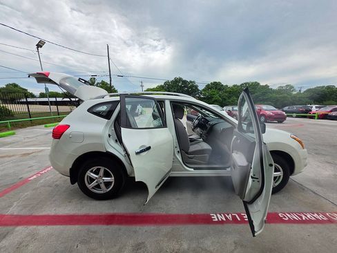 Used 2015 Nissan Rogue S w/ Convenience Package FWD image 31