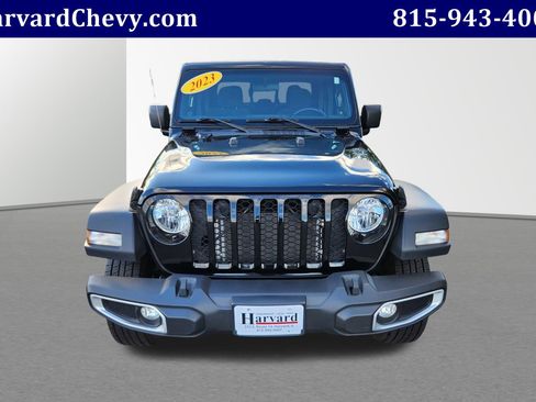 Used 2023 Jeep Gladiator Sport image 2