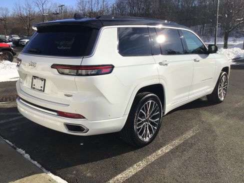 New 2025 Jeep Grand Cherokee L Summit image 8