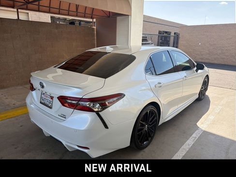 Used 2023 Toyota Camry XSE w/ Navigation Package FWD image 4