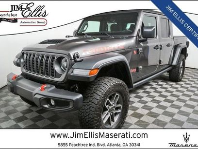 Used 2025 Jeep Gladiator Mojave w/ Convenience Group