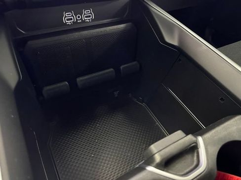 Used 2025 RAM 1500 Big Horn AWD/4WD image 43